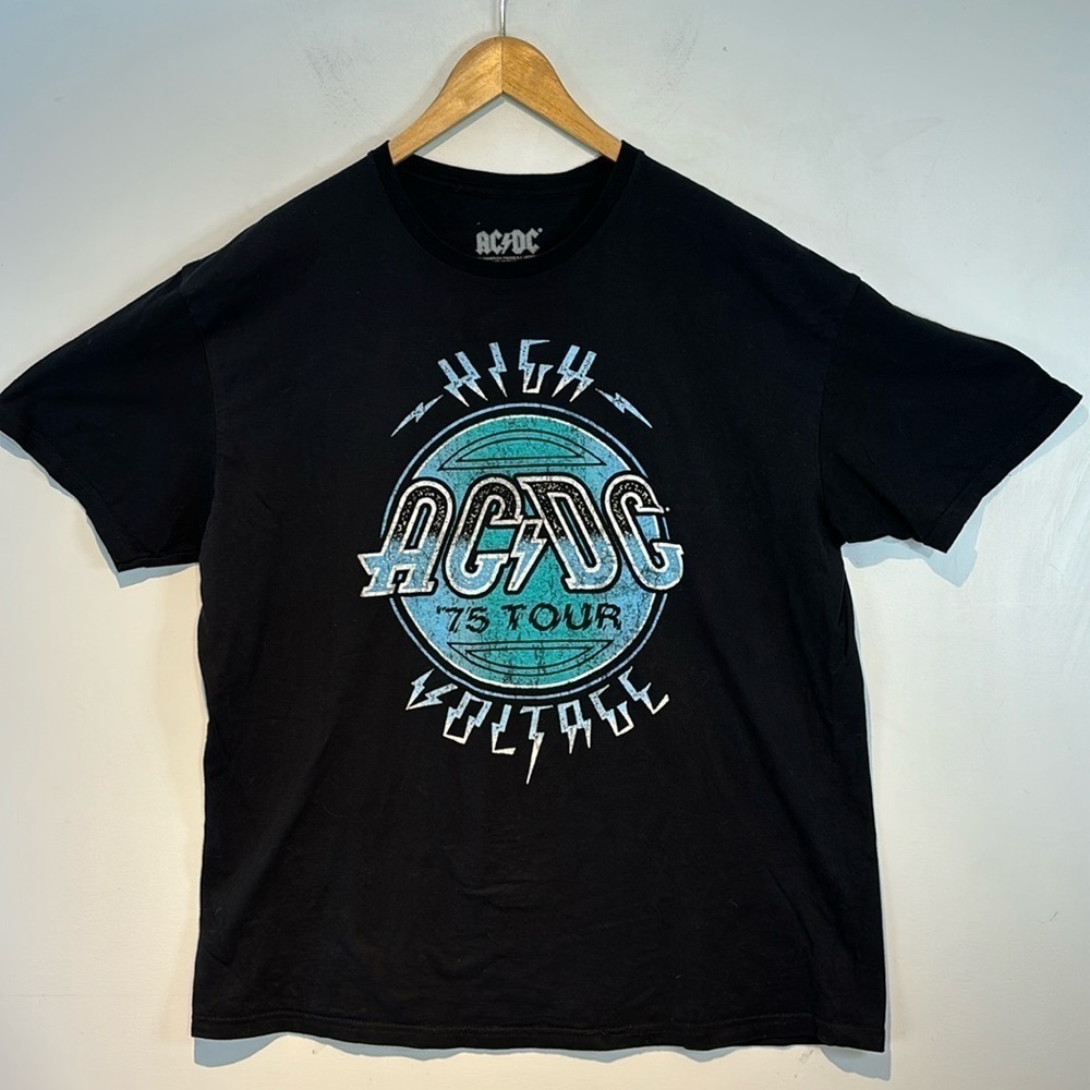 AC/DC High Voltage Tour ‘75 T Shirt Black Mens XL Rock Metal Reproduction